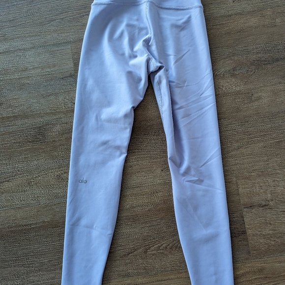 Alo High-Waist Airlift Legging - Picture 3 of 5